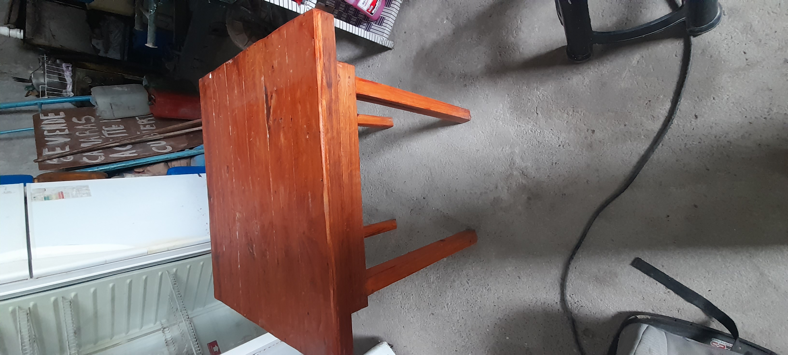Mesa de pino Lustrada - Lote 2